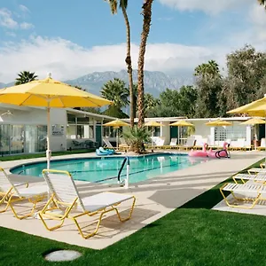 https://the-monkey-tree-hotel.palm-springs-ca-hotels.com